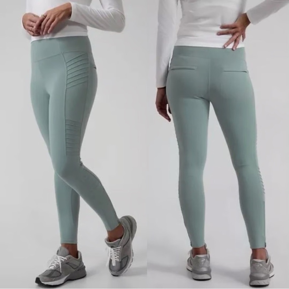 Athleta Delancy Moto tight sage green size xs like new